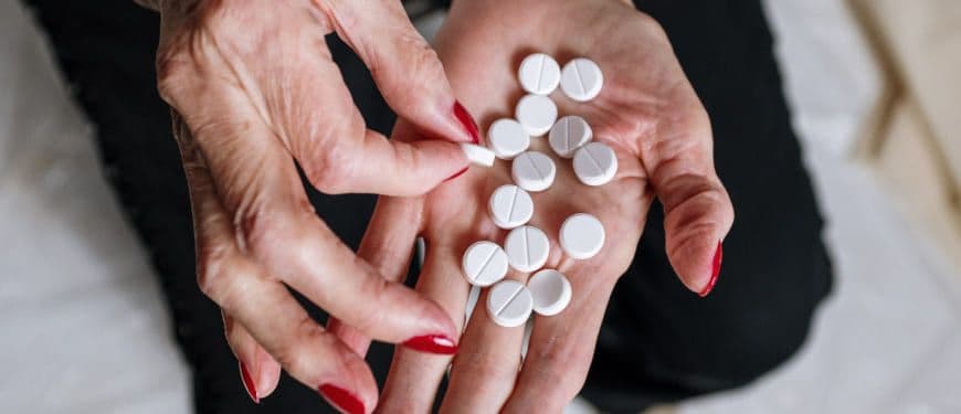 Cosmétique : attention aux médicaments détournés de leur usage !